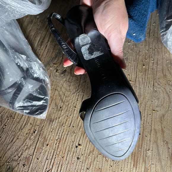 NWOT. Naturalizer Prissy Women's Heels Shoes Slip On Slingback Black leather - Picture 3 of 3